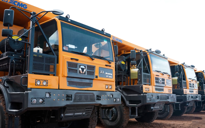 首批交付！20余臺(tái)徐工礦卡進(jìn)駐蒙古國(guó)大型礦區(qū)！