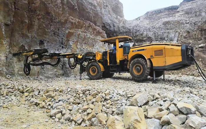 “化水為電”，徐工鑿巖臺車提速水電站擴機工程