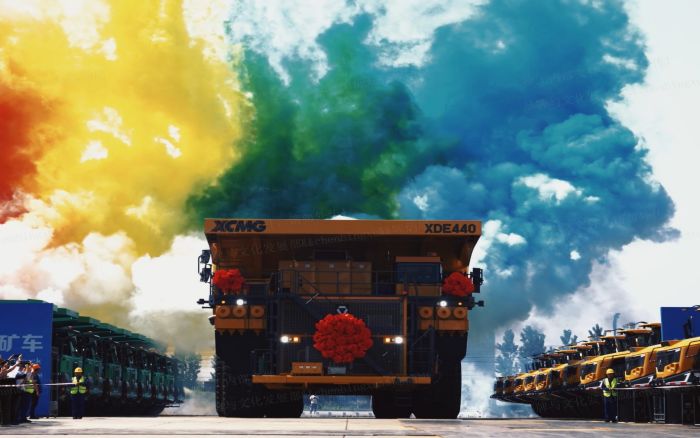 【國(guó)際化】批量交付歐洲！徐工150噸級(jí)礦車馳騁塞爾維亞