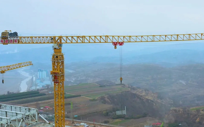 火電新標桿! 徐工超大塔XGT3100-160S奮戰(zhàn)西北煤電工程