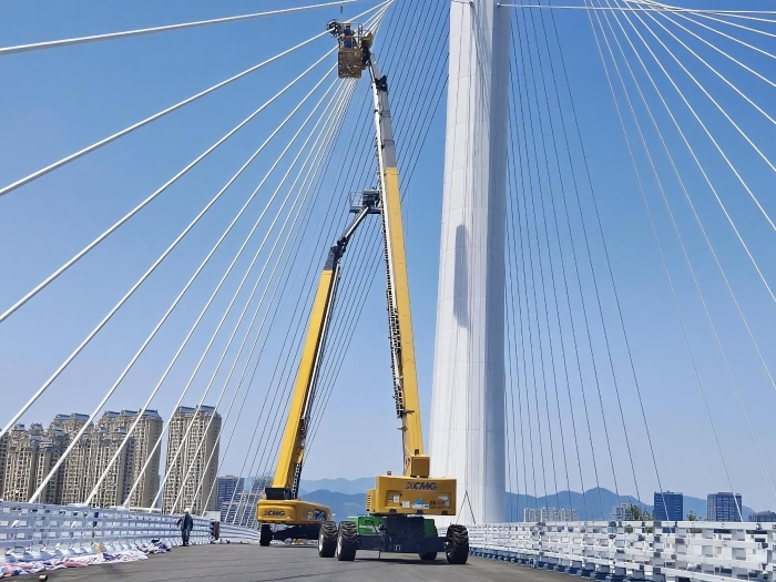 穩(wěn)如磐石！XGS70K毫米級守護博士大橋“生命線”！