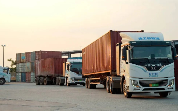 零碳實錄！徐工新能源重卡刷新港口物流“含綠量”