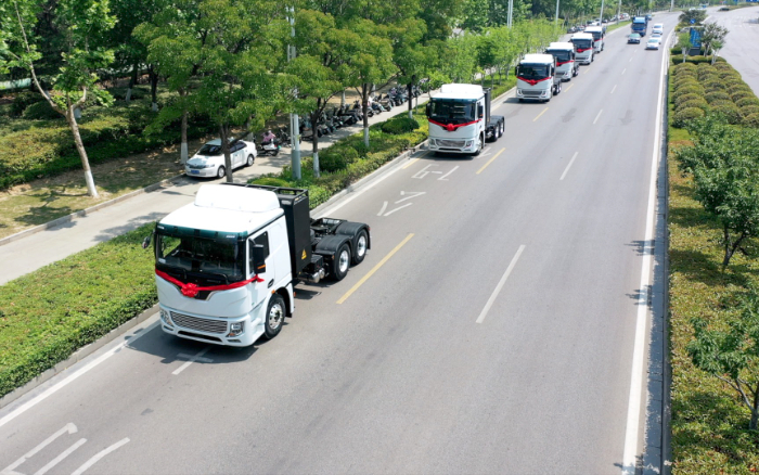 綠潮涌動、“碳”索未來！徐工新能源牽引車助力河南！