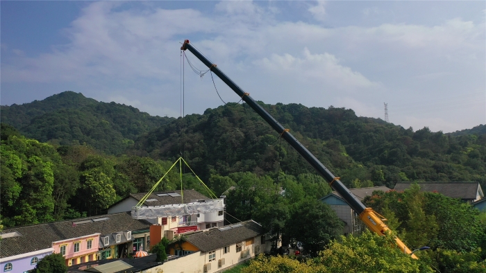 46米跨距吊3天！徐工G2代四橋130噸“闖入”影視圈！