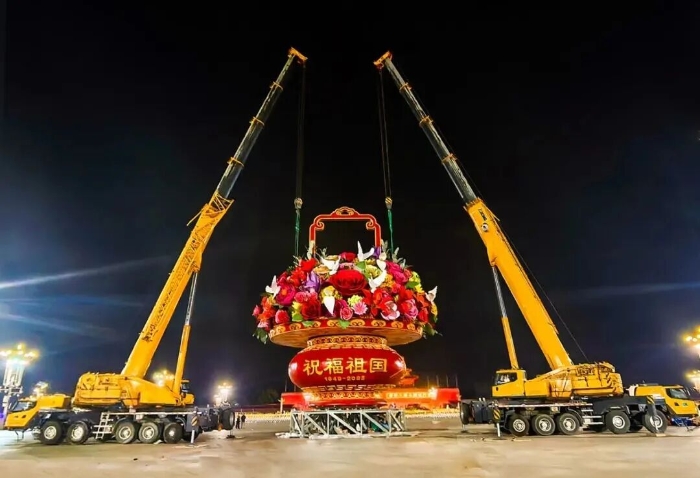 連續(xù)15載，徐工“赴約”天安門，獻禮祖國！