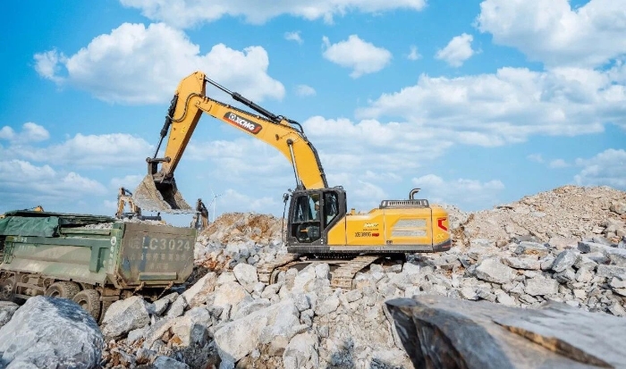 徐工XE380G PRO：掘金王者，超能裝！