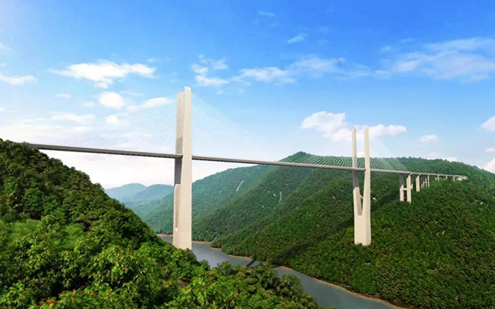 飛虹再起，徐工塔機助建黔東南第一高橋