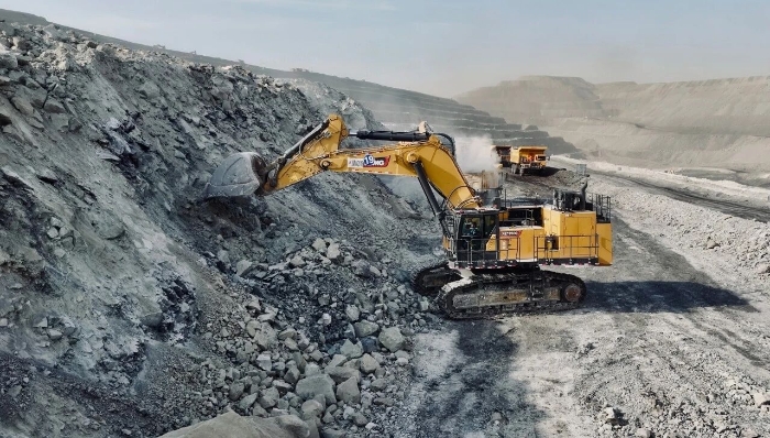 礦區(qū)得力干將：徐工XE1350G Pro，高效可靠，不負(fù)重托